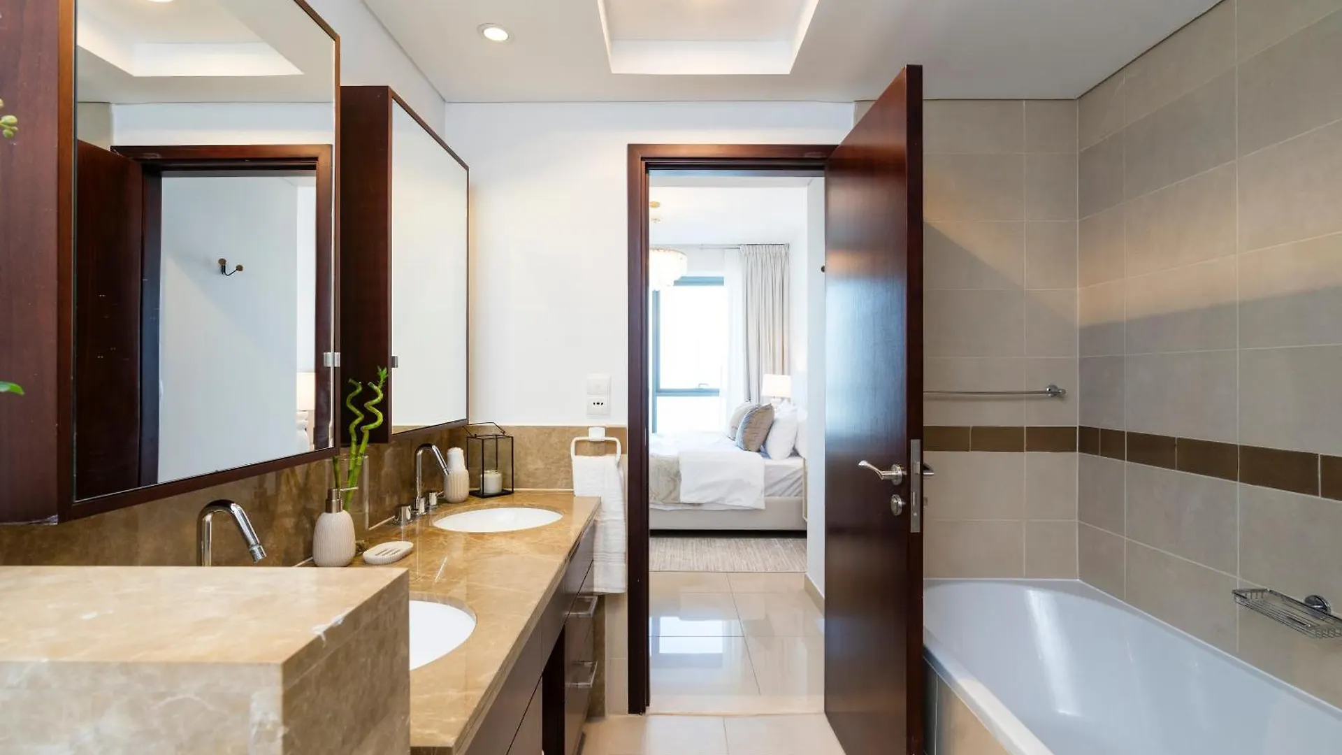 Apartment Prestige Living 2Br With Full Burj Khalifa And Fountain View By Auberge Dubai